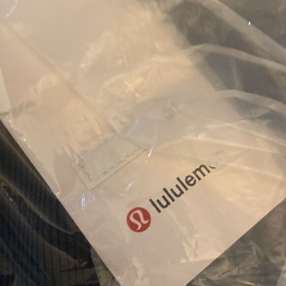 Lululemon Ribbed Softstreme Mid-Rise Wide-Leg Crop Pant 25" SOLD OUT Sz 14 Navy - Picture 12 of 16